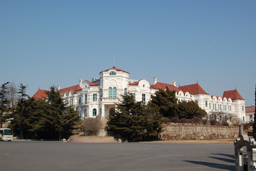 紅十字醫院舊址建筑（機關(guān)樓）